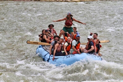 Ab Moab: Rafting-Halbtagestour auf dem Colorado RiverAb Moab: Halbtägige Rafting-Tour