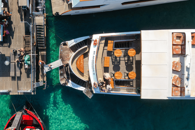 Protaras: WHITE NIGHT PARTY WITH FIREWORKS Adults only Protaras: WHITE NIGHT CRUISE | WITH RESORT TRANSFER