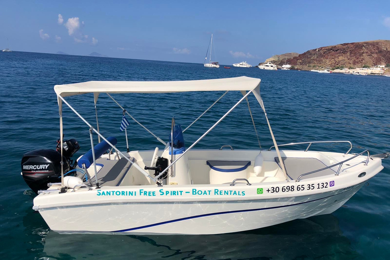 Santorini: License-Free Boat Rental with Ice, Water, &amp; Fruit