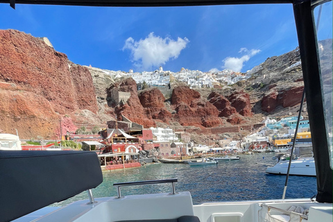 Santorini: Katamarankryssning med lunch, drinkar och besök i OiaDagskryssning med lunch och dryck