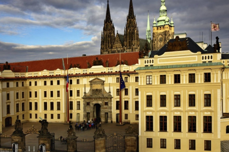 Praga: Visita a pie del Castillo y la Ciudad Pequeña con guía localVisita privada