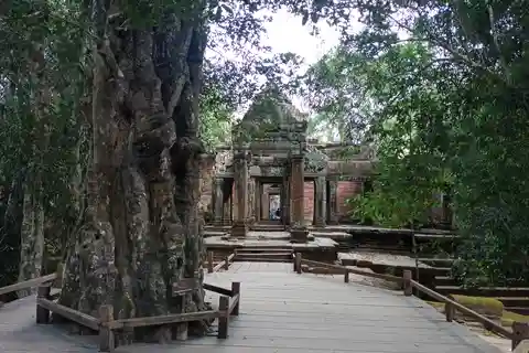 1-Day private Angkor Temple Tour from Siem Reap
