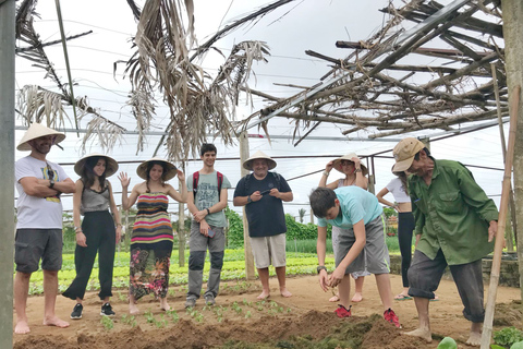 Hoi An: Wycieczka rowerowa po prywatnych wioskach z posiłkiem