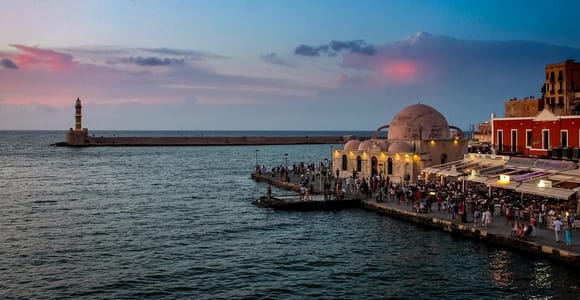 Heraklion: Day Trip to Chania Old Town, Kournas Lake & Rethymno
