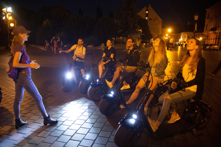 Visita al Castillo y Ciudadela de Buda al atardecer en e-scooter