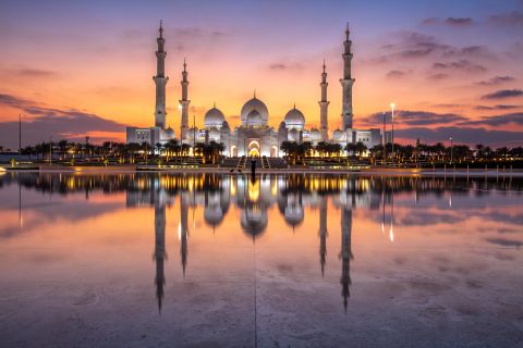 Abu Dhabi: Geführte halbtägige Stadtrundfahrt