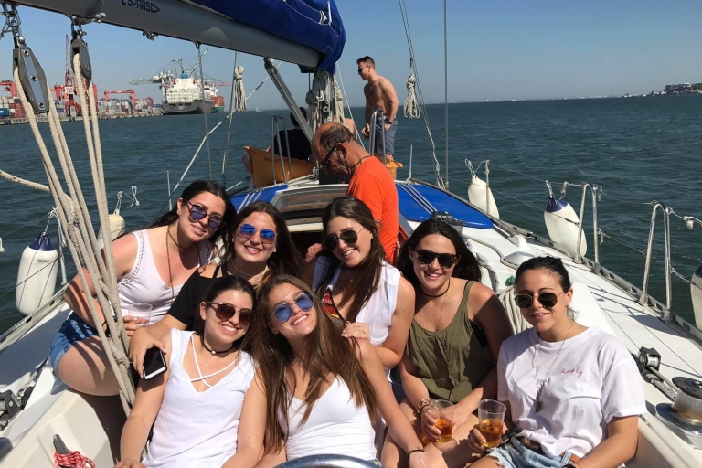 Lisbon: Private Sailboat Tour