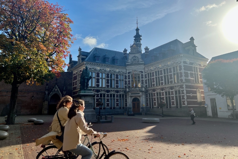 Utrecht: Private or Public Off-The-Beaten Path Walking Tour Private Walking Tour
