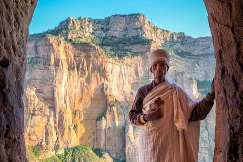 Tigray: Sky Church Climb & Fresh Fruit Picnic Day Trip