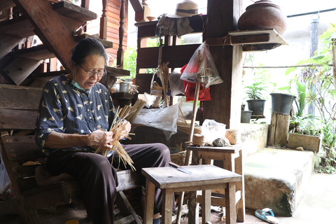 Chiang Mai: Gibbons, Trekking &amp; Mae Kampong Smågruppsresa