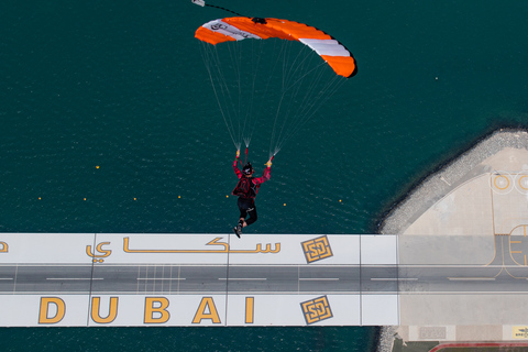 Dubaï : saut en parachute en tandem à la Palm