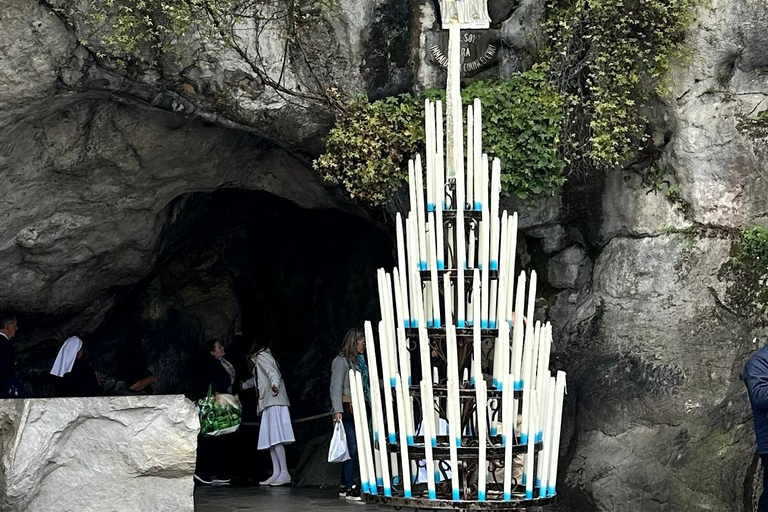 Lourdes Express: Private Guided Tour of the Sanctuaries