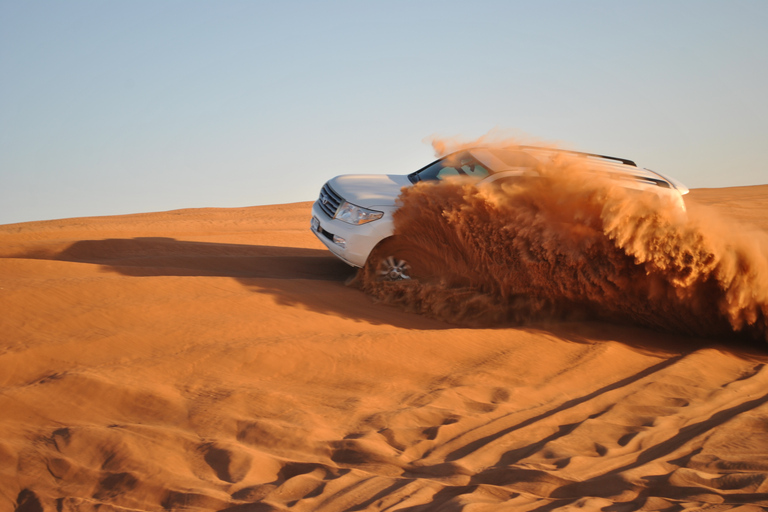 Doha: Safári no deserto com sandboard, passeio de camelo e mar interiorSafári privado no deserto com passeio de camelo