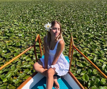 Virpazar: Crucero natural guiado por el lago Skadar con bebidas