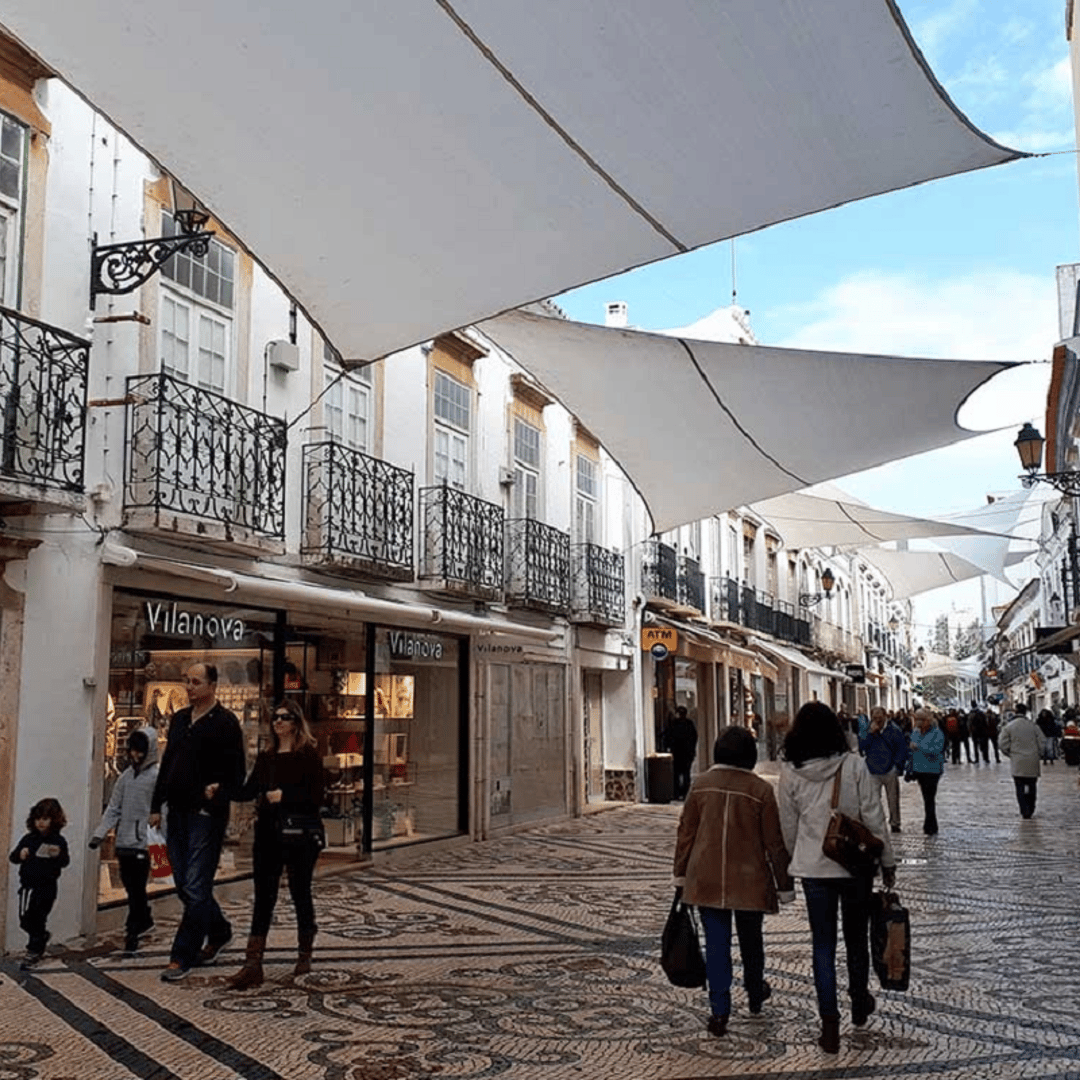 Colagem de mídia