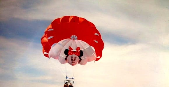 Puerto del Carmen: 10-Minute Parasailing Expereince