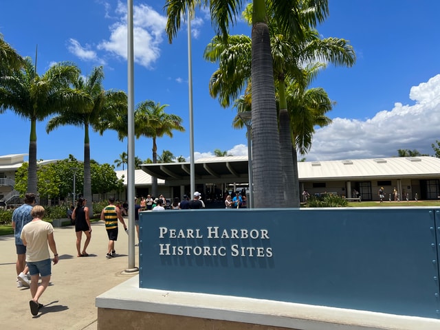 Visit Waikiki Pearl Harbor, USS Arizona Memorial, & Honolulu Tour in Waikiki, Hawaii, USA