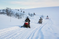 Alta, Safari guidé motoneige sur Finnmarksvidda avec des collations - Hizvo