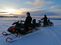 Alta, Safari guidé motoneige sur Finnmarksvidda avec des collations - Hizvo