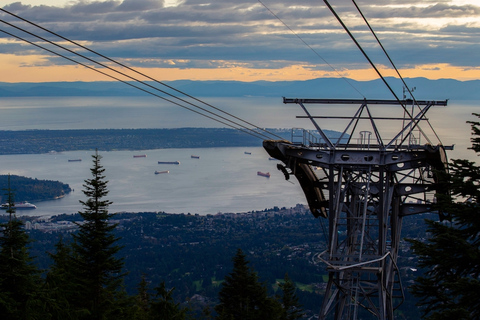 Vancouver : Visite guidée des attractions au crépuscule avec dîner