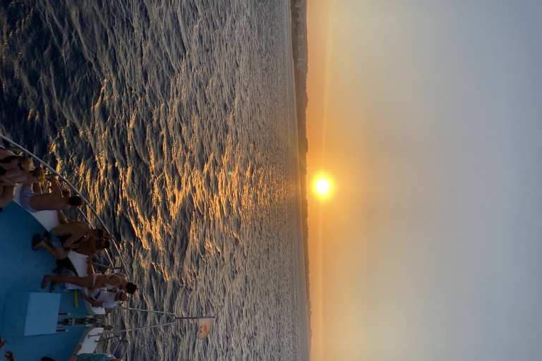 Protaras: Rejs o zachodzie słońca do Cape Greco i Błękitnej Laguny