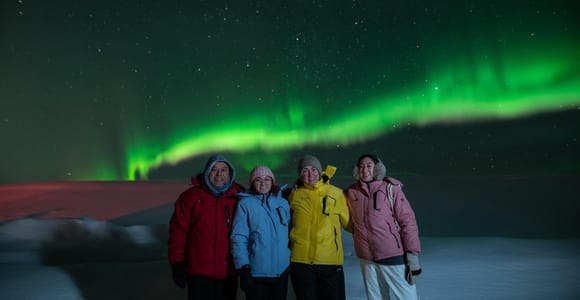 From Reykjavik: Northern Lights Guided Tour with Photos