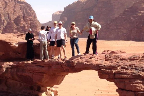 Sharm El Sheikh : Excursion d'une journée à Petra et Aqaba en ferry