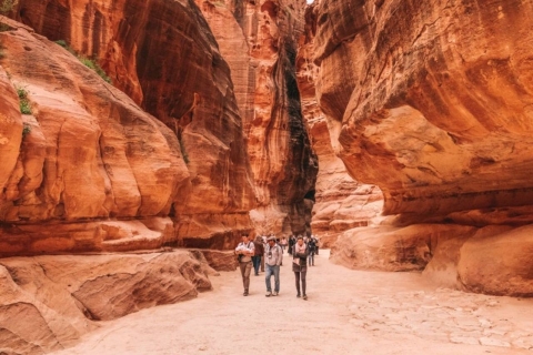 Sharm El Sheikh: Tagesausflug nach Petra und Akaba mit der Fähre