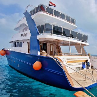 Hurghada: King's Boat Trip with Snorkeling, Islands & Lunch