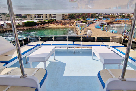 From Hurghada: Sahl Hasheesh Boat Trip with Snorkeling From Hurghada: Sahl Hasheesh Private Boat Trip & Snorkeling