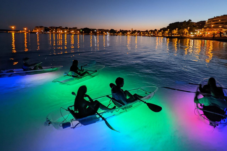 Split : Visite guidée en kayak dans la nuit illuminéeSplit : Excursion guidée en kayak dans la soirée illuminée