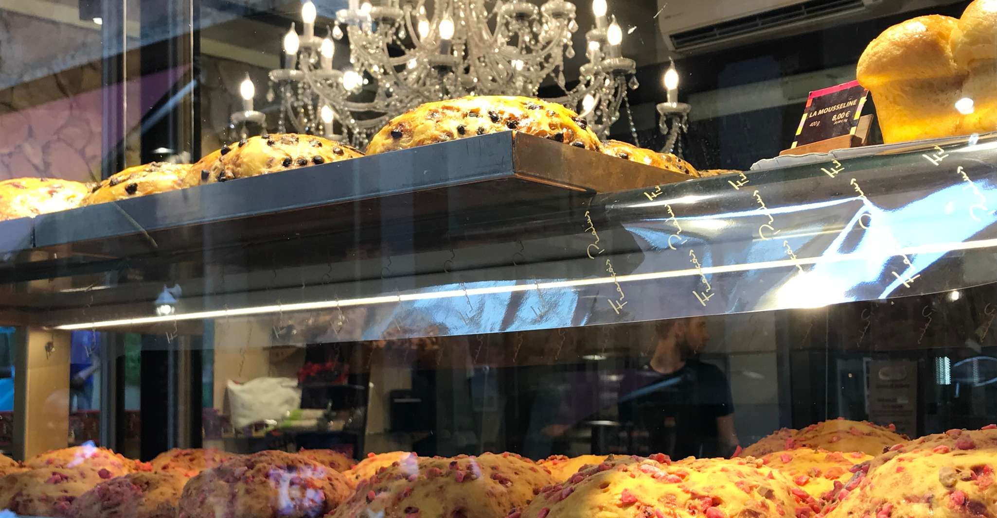 Lione, Tour Enogastronomico Guidato con Degustazioni e Vino - Hizvo