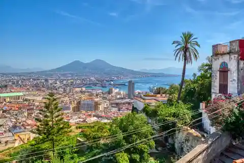 Depuis Naples : Transfert privé à Positano avec arrêt à Pompéi