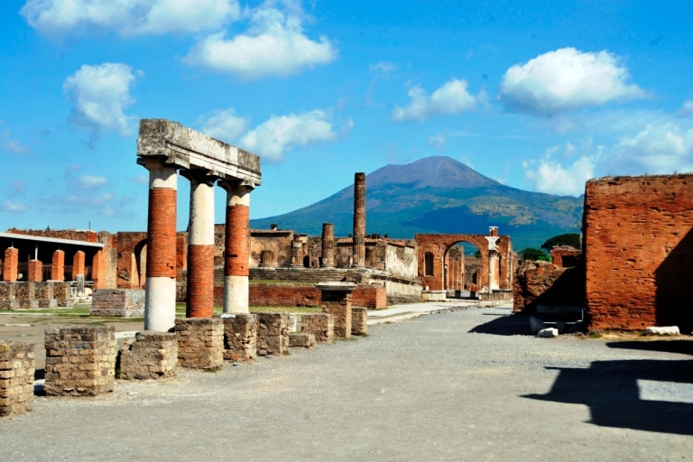 Vanuit Rome: vervoer naar Positano met stop in Pompeii