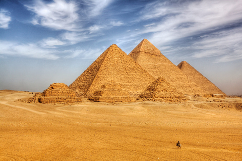 Le Caire : Pyramides de Gizeh avec promenade à dos de chameau et Musée égyptien