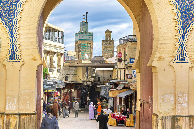 From Casablanca: Private Transfer to Fes with Fes City Tour From Casablanca: Private Transfer to Fes with City Tour