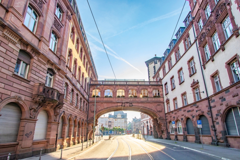 Leg de meest fotogenieke plekjes van Frankfurt vast met een local