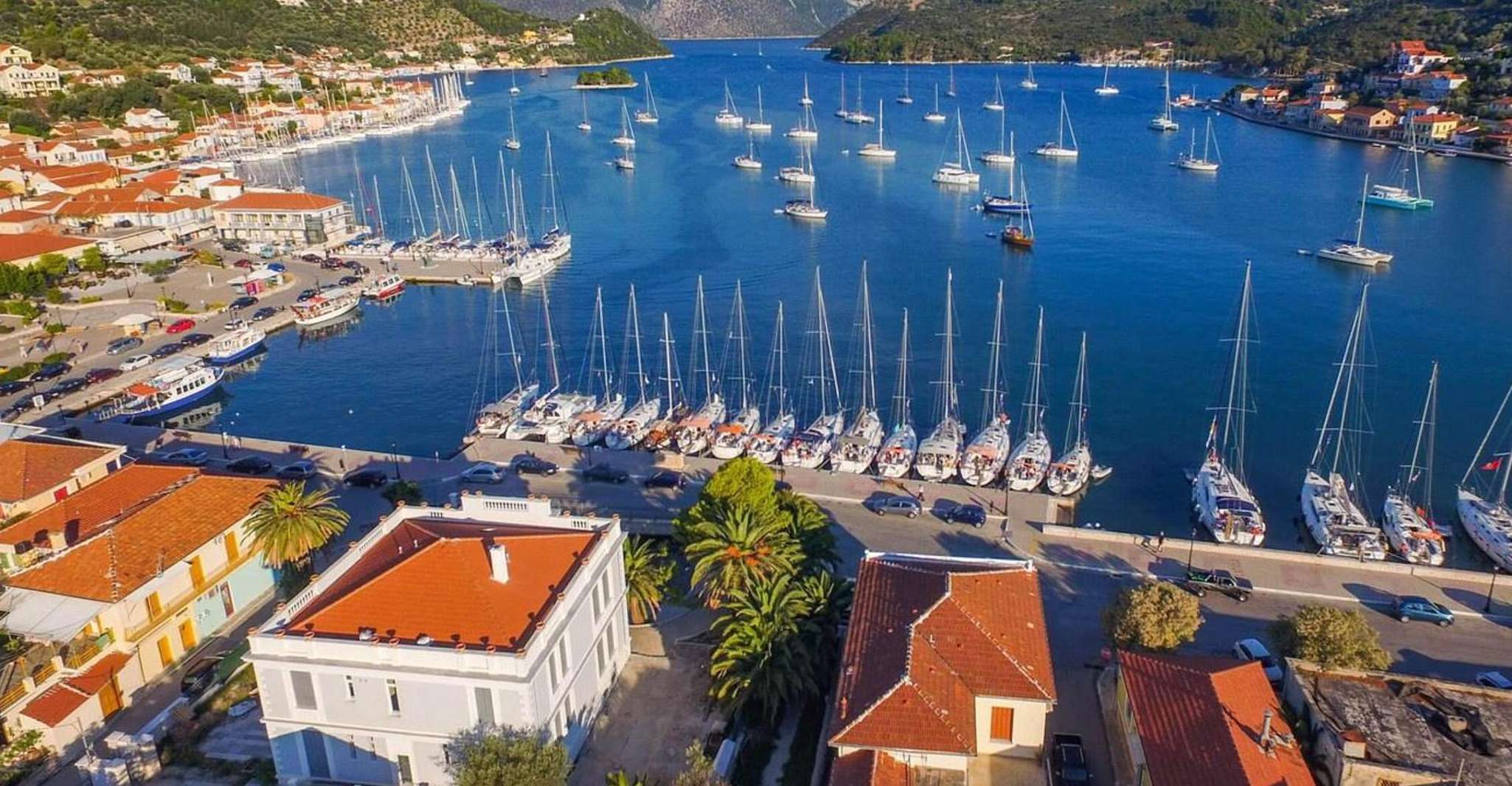 Da Cefalonia, Day Trip a Ithaki Island con una fermata di nuoto - Hizvo