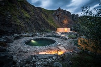 HUSAFELL, BAINS DE CANYON Souvent avec une randonnée courte des Highlands - Housity