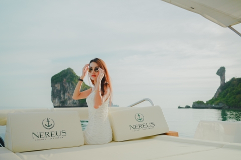 Krabi: Prywatna wycieczka łodzią na wyspy Koh Hong z jedzeniem i napojami