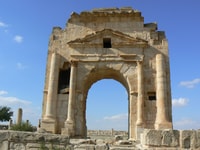 2 Tage Kef, Kesra & Makthar - Housity