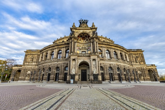 Dresden: Express Walk with a Local in 60 minutes