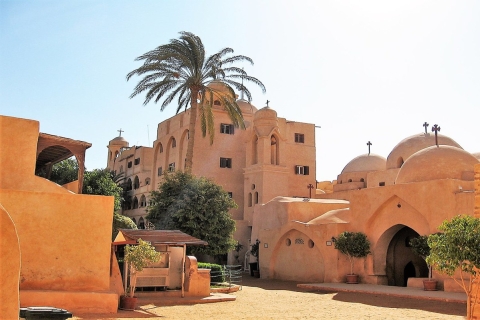 El Cairo :Excursión al Monasterio de Wadi El Natron desde El CairoVisita guiada privada