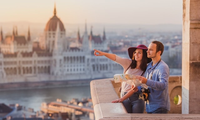 Budapest: 3-Hour Grand City Tour and Castle Walk