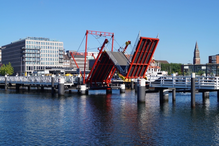 Kiel: Recorrido Exprés a pie por lo más destacado de la ciudad con un lugareño