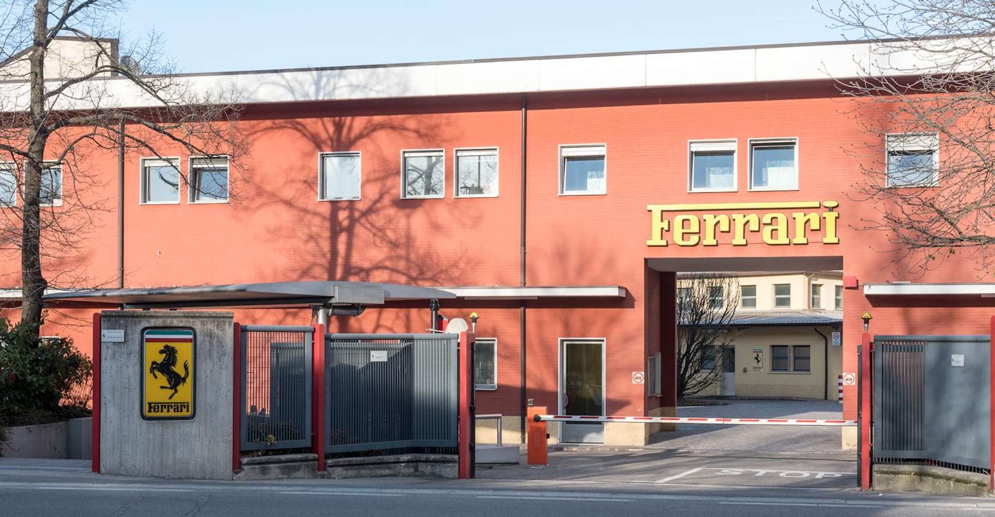 Bologna, Ferrari VIP-Erlebnis mit Test Drive und Museum - Hizvo