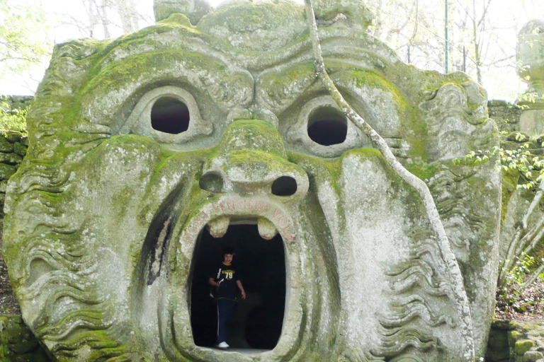 Från Civitavecchia: den döende staden och rundtur i monsterparkenDelad tur