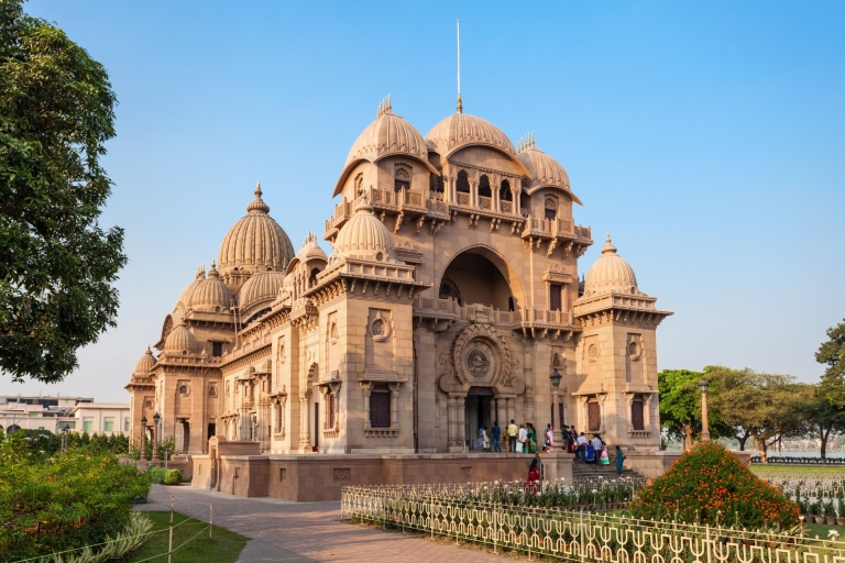Calcutta: visite privée d'une journée complète de la spiritualité et des templesCalcutta : visite d'une journée des temples