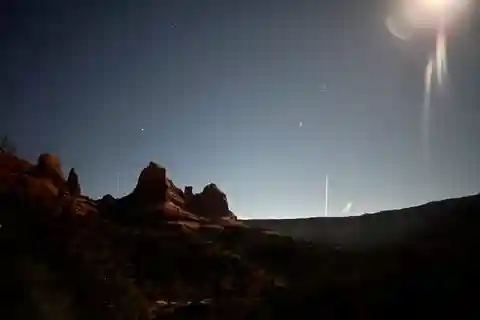 Sedona: PRIVATE Majestic Full Moon Night Time Jeep Tour