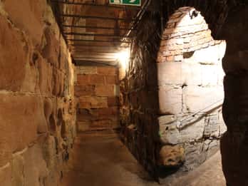 Neurenberg: Tunnels en geheime doorgangen in de stadsrondleiding